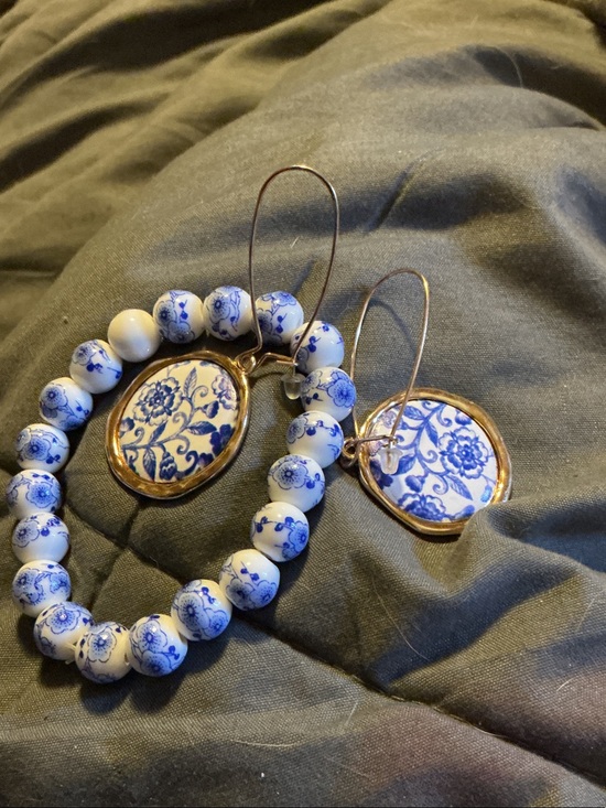 Jewelry - ⭐ Blue White Porcelain Print Hoop Earrings Chinoiserie Statement Jewelry
